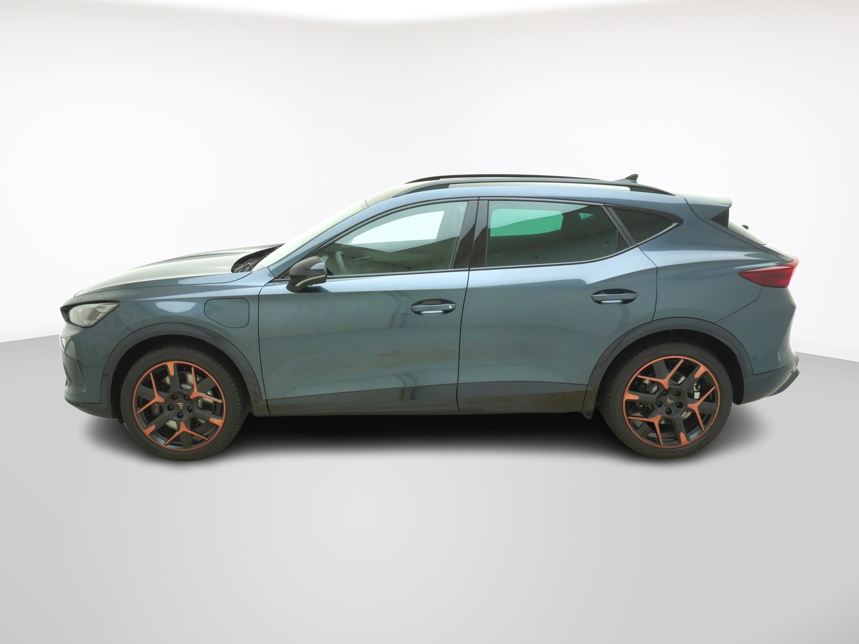 CUPRA Formentor 1.5 e-Plug-in-HYBRID VZ DSG-image-1