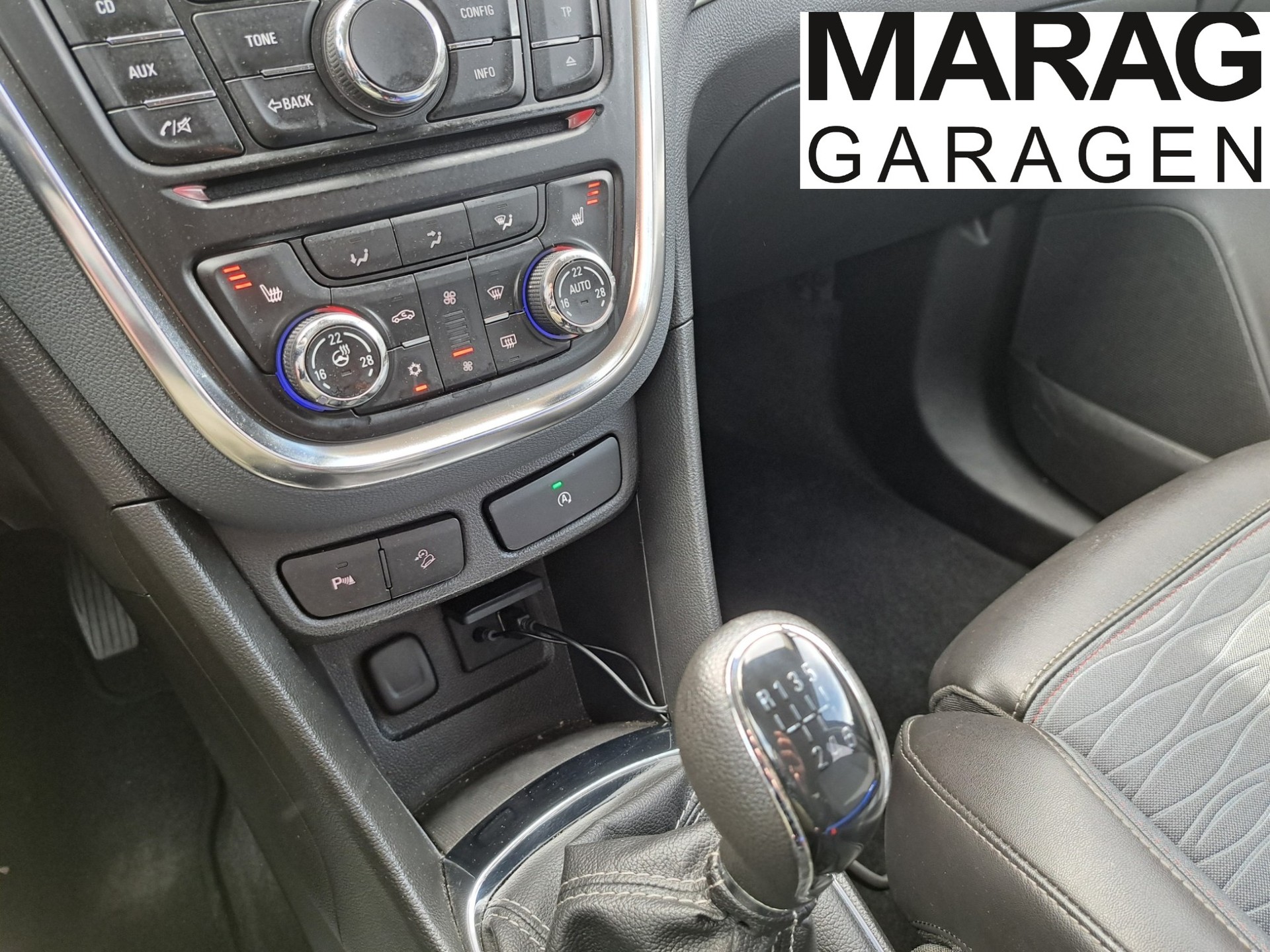 OPEL Mokka 1.4i 16V Turbo Cosmo 4WD-image-14