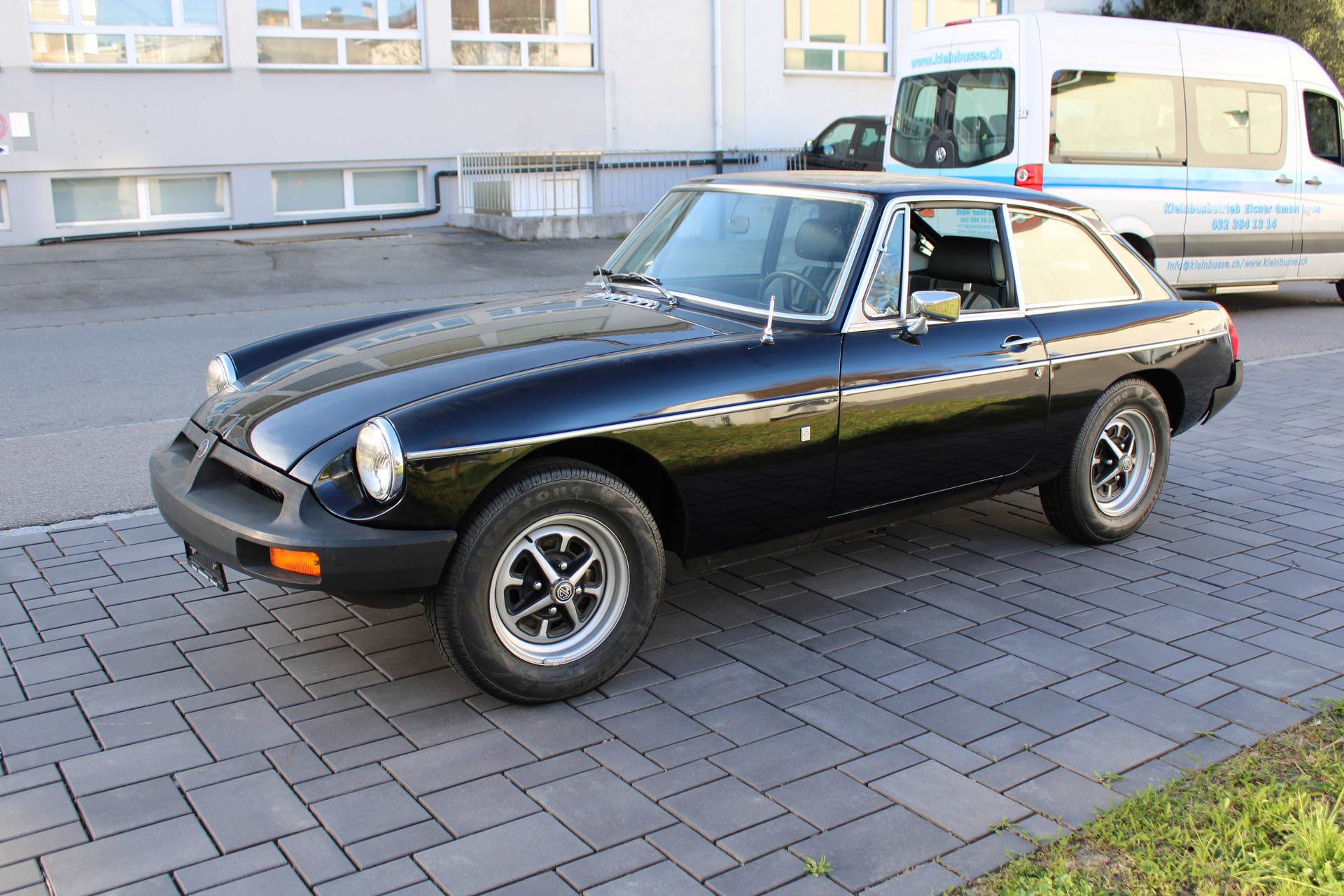 MG BGT-image-4