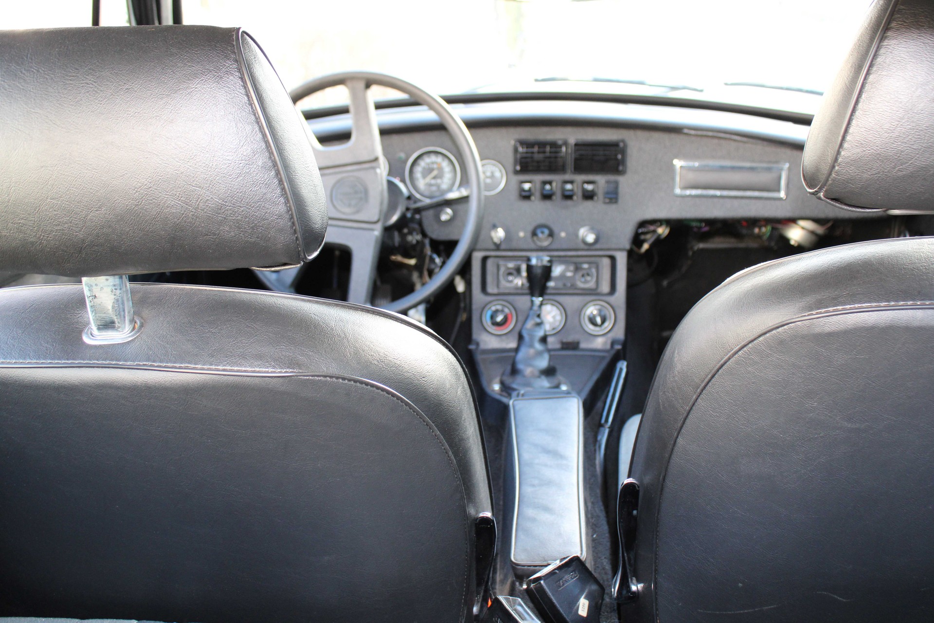 MG BGT-image-10