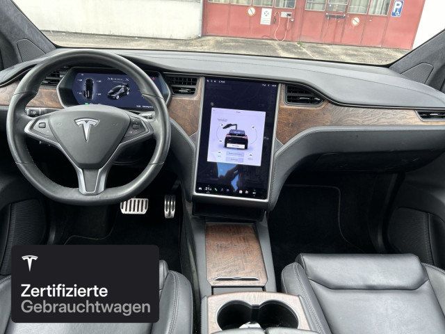 TESLA Model X Long Range AWD-image-14