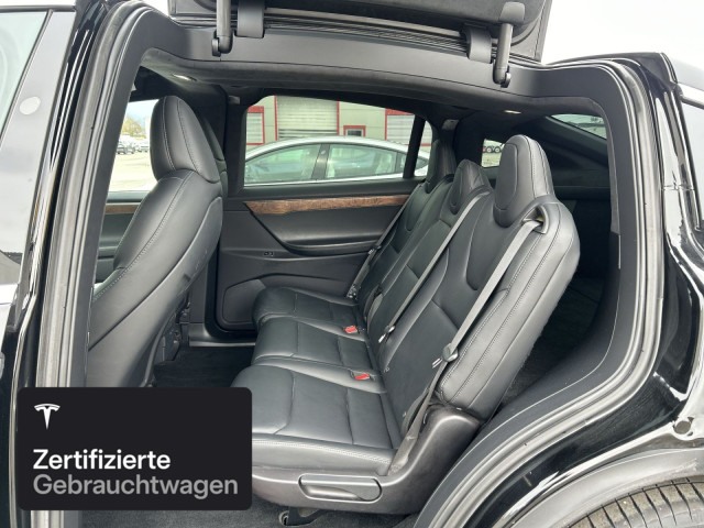TESLA Model X Long Range AWD-image-13