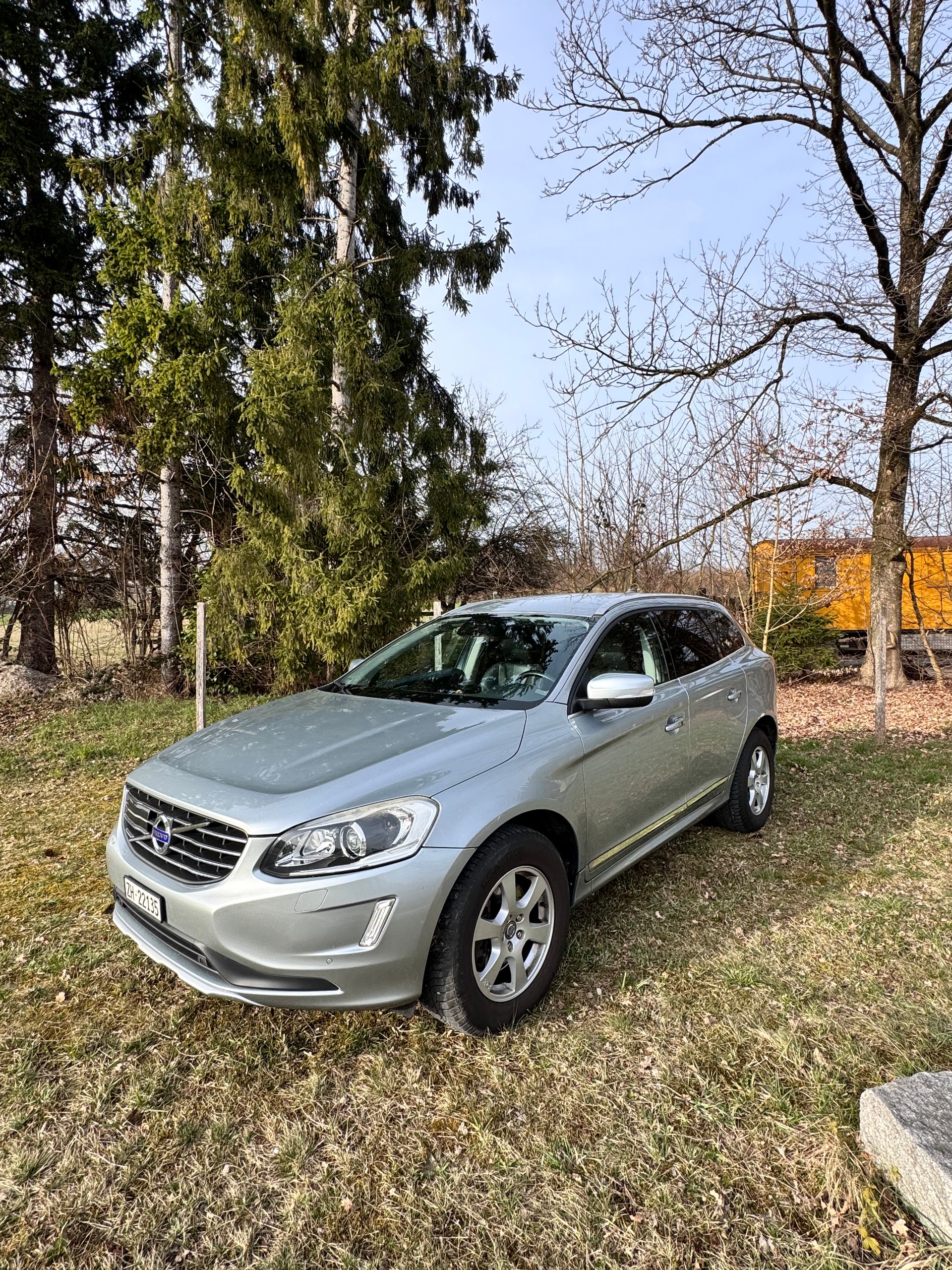 VOLVO XC60 D5 AWD Summum Geartronic-image-0