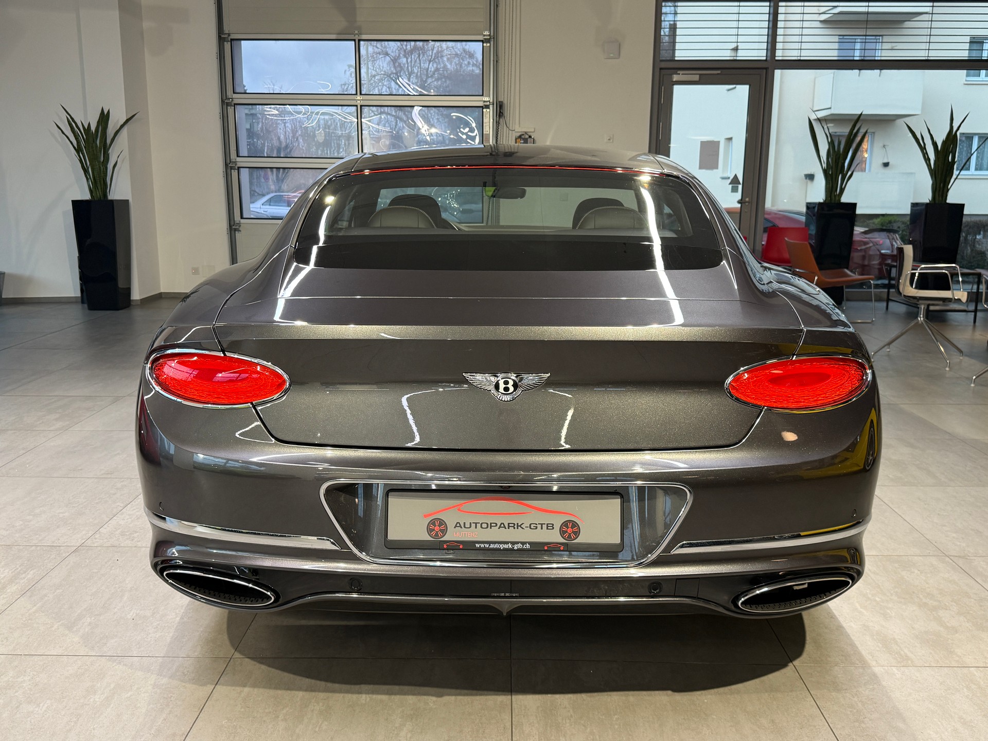 BENTLEY Continental GT 6.0 W12 First Edition-image-7