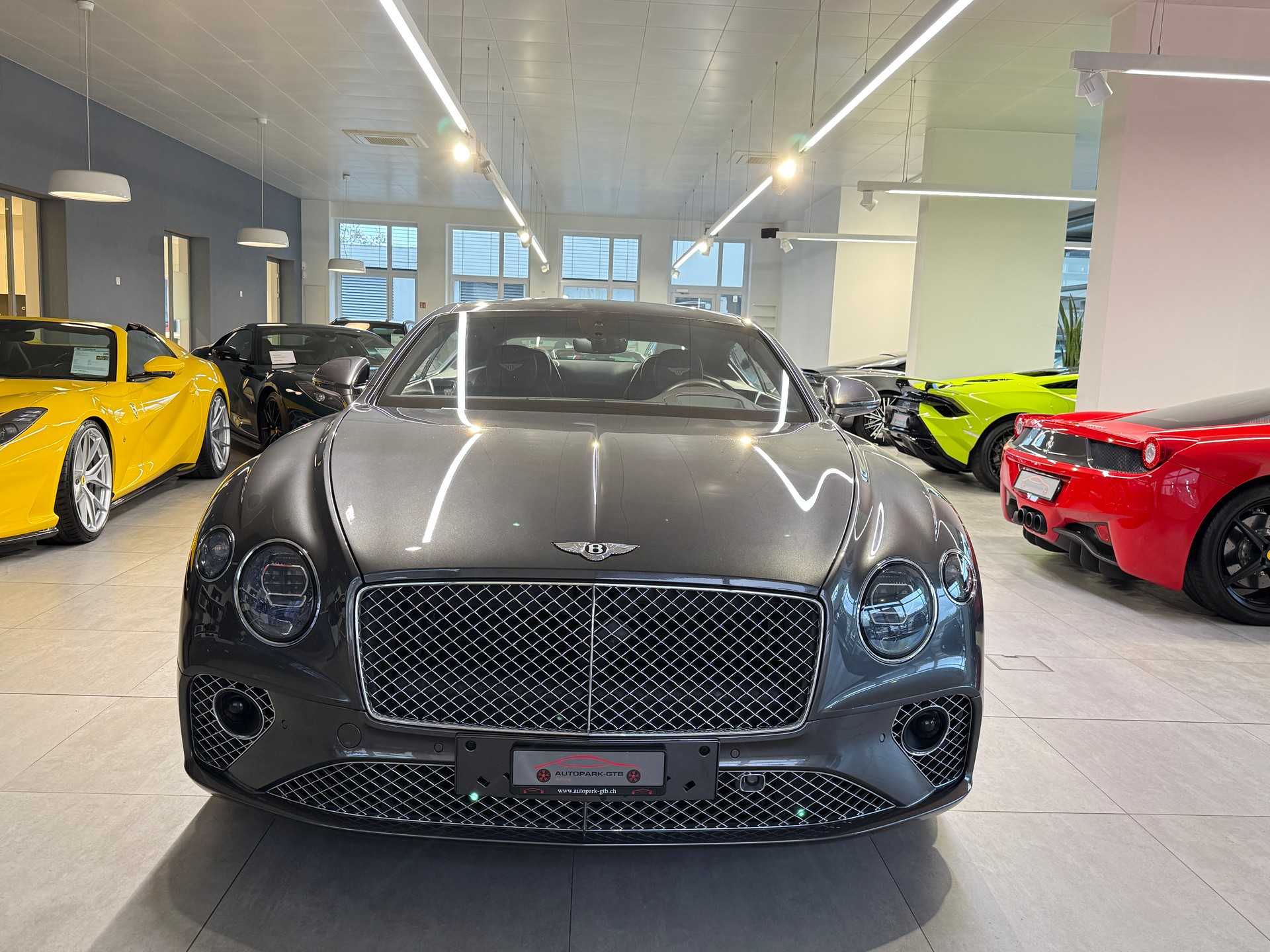 BENTLEY Continental GT 6.0 W12 First Edition-showroom-element-2