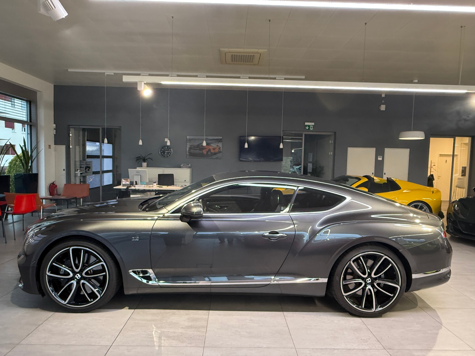 BENTLEY Continental GT 6.0 W12 First Edition-image-4