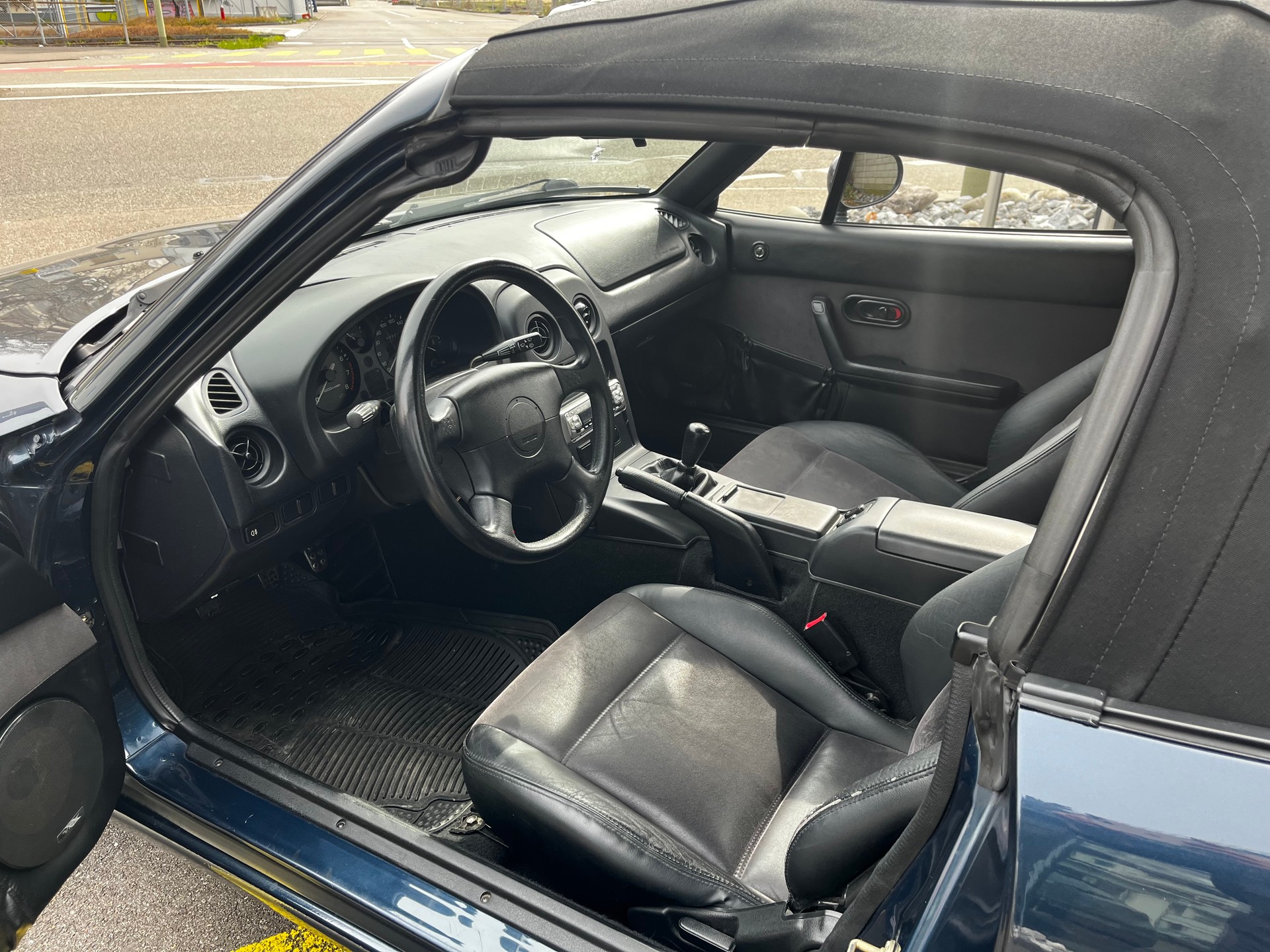 MAZDA MX-5 1.6i-16 HE-image-5