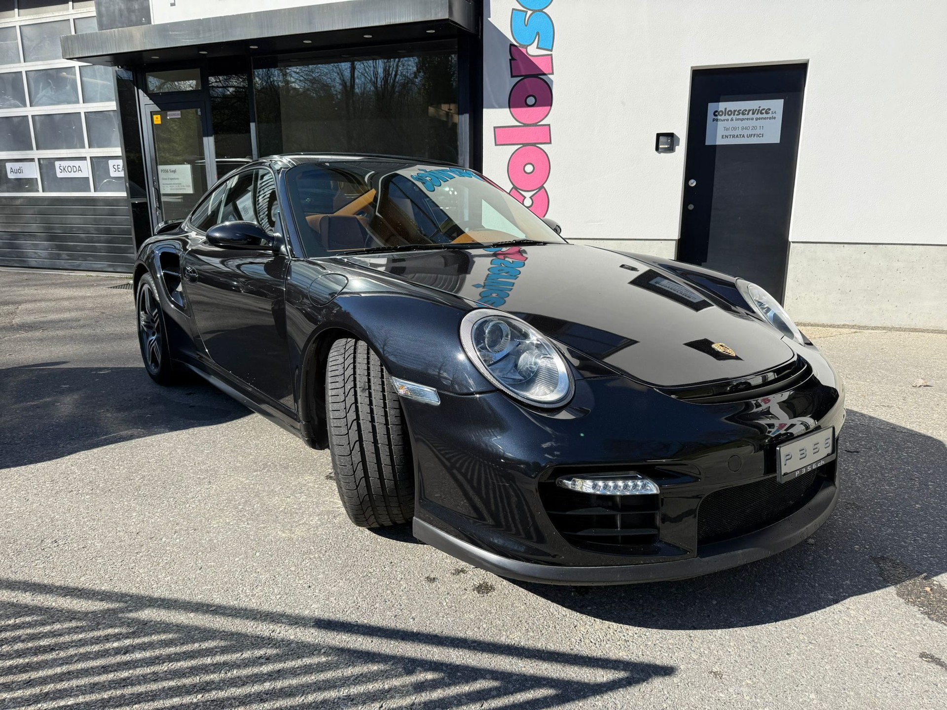 PORSCHE 911 Turbo Coupé-image-2