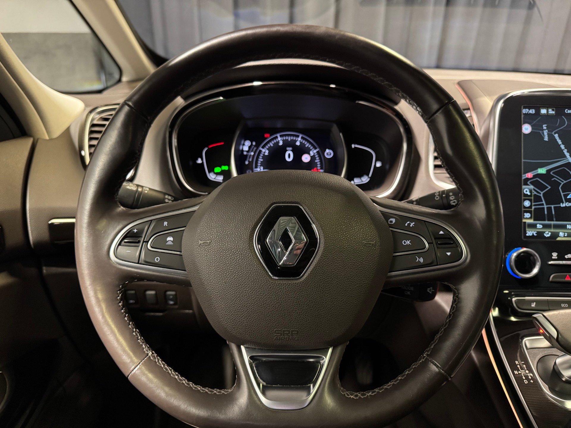RENAULT Espace 1.8 TCe Intens EDC (9)-image-11