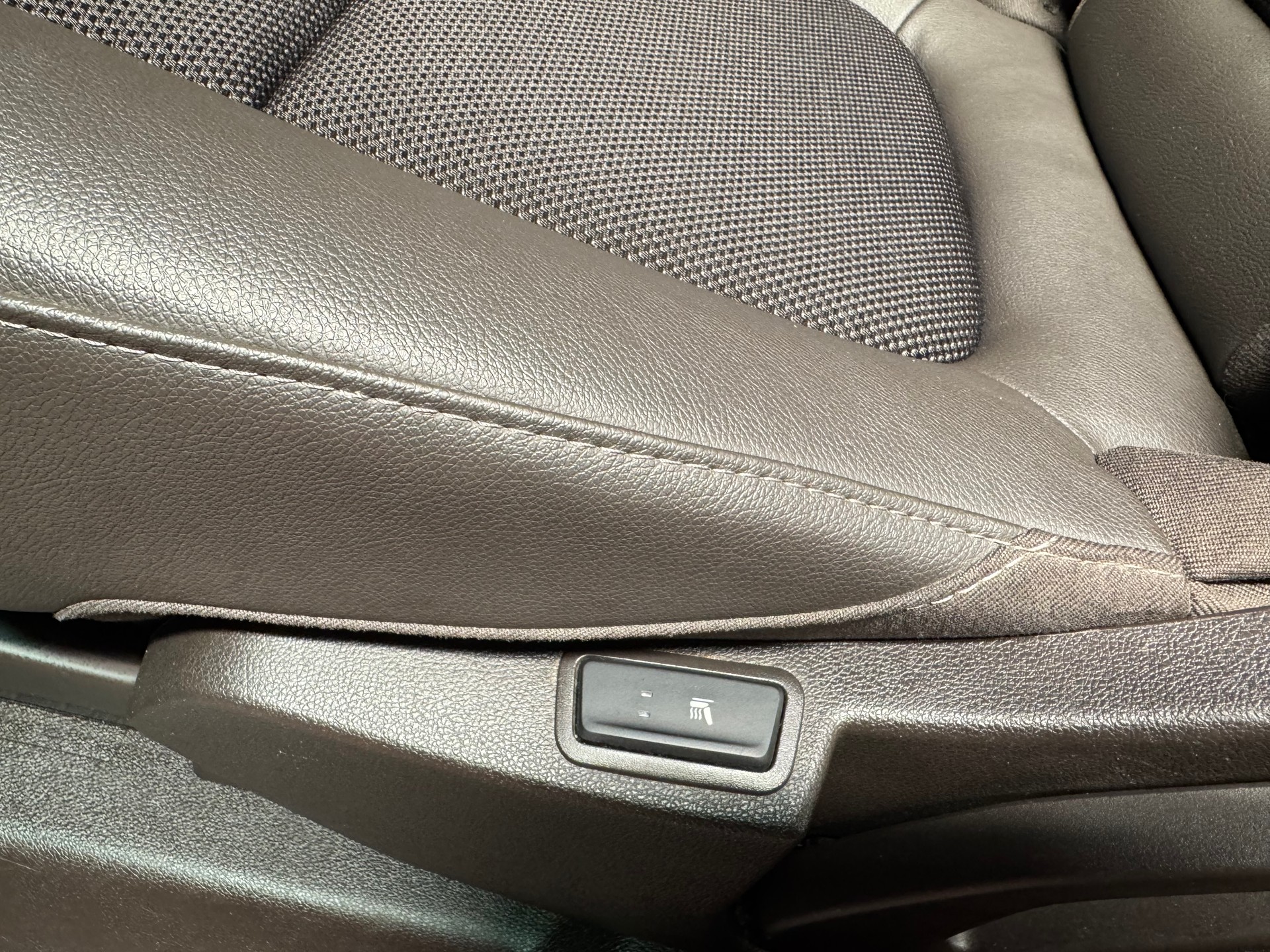 RENAULT Espace 1.8 TCe Intens EDC (9)-image-17