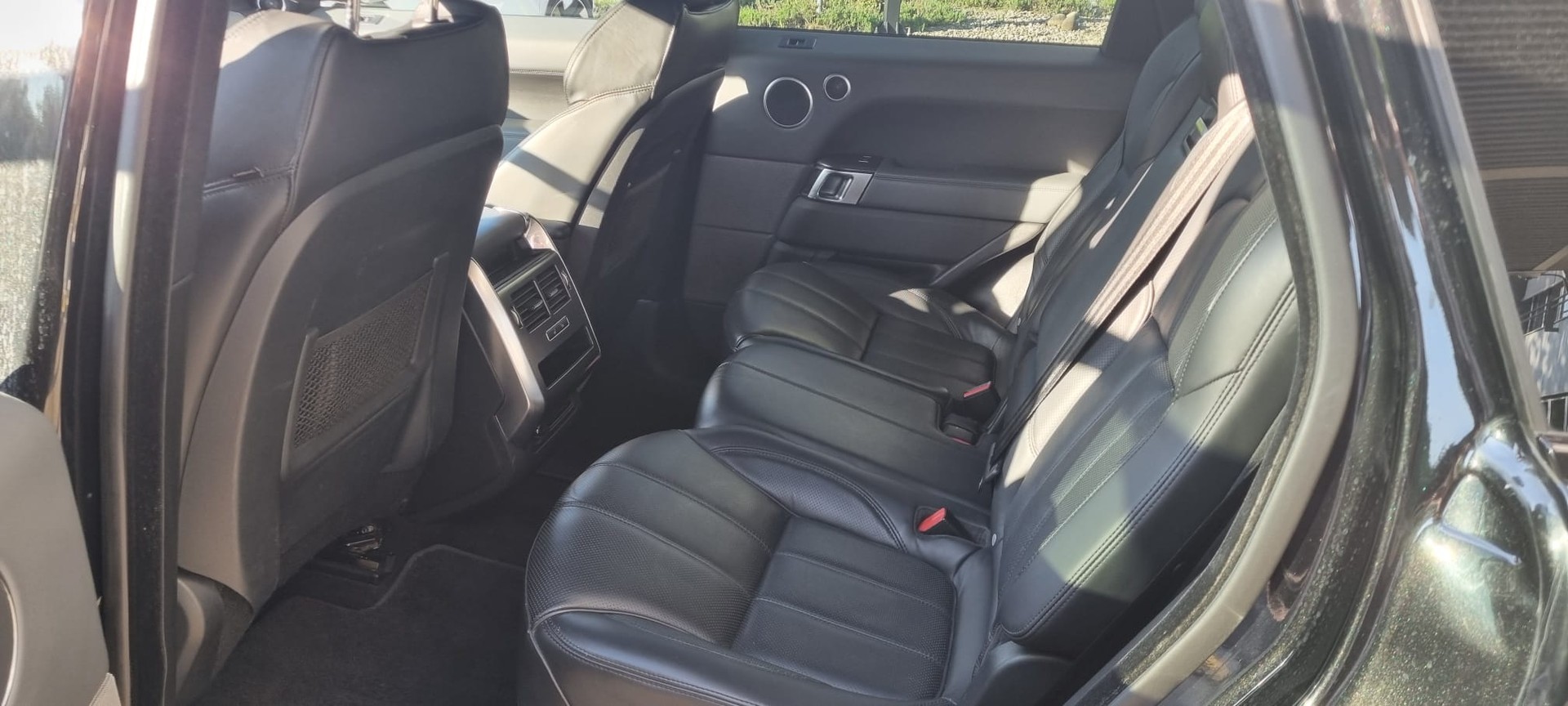 LAND ROVER Range Rover Sport 3.0 SD V6 Dynamic Automatic-image-3