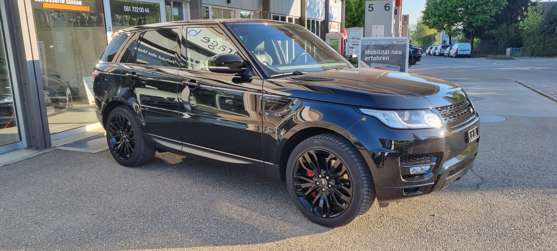 LAND ROVER Range Rover Sport 3.0 SD V6 Dynamic Automatic-image-1