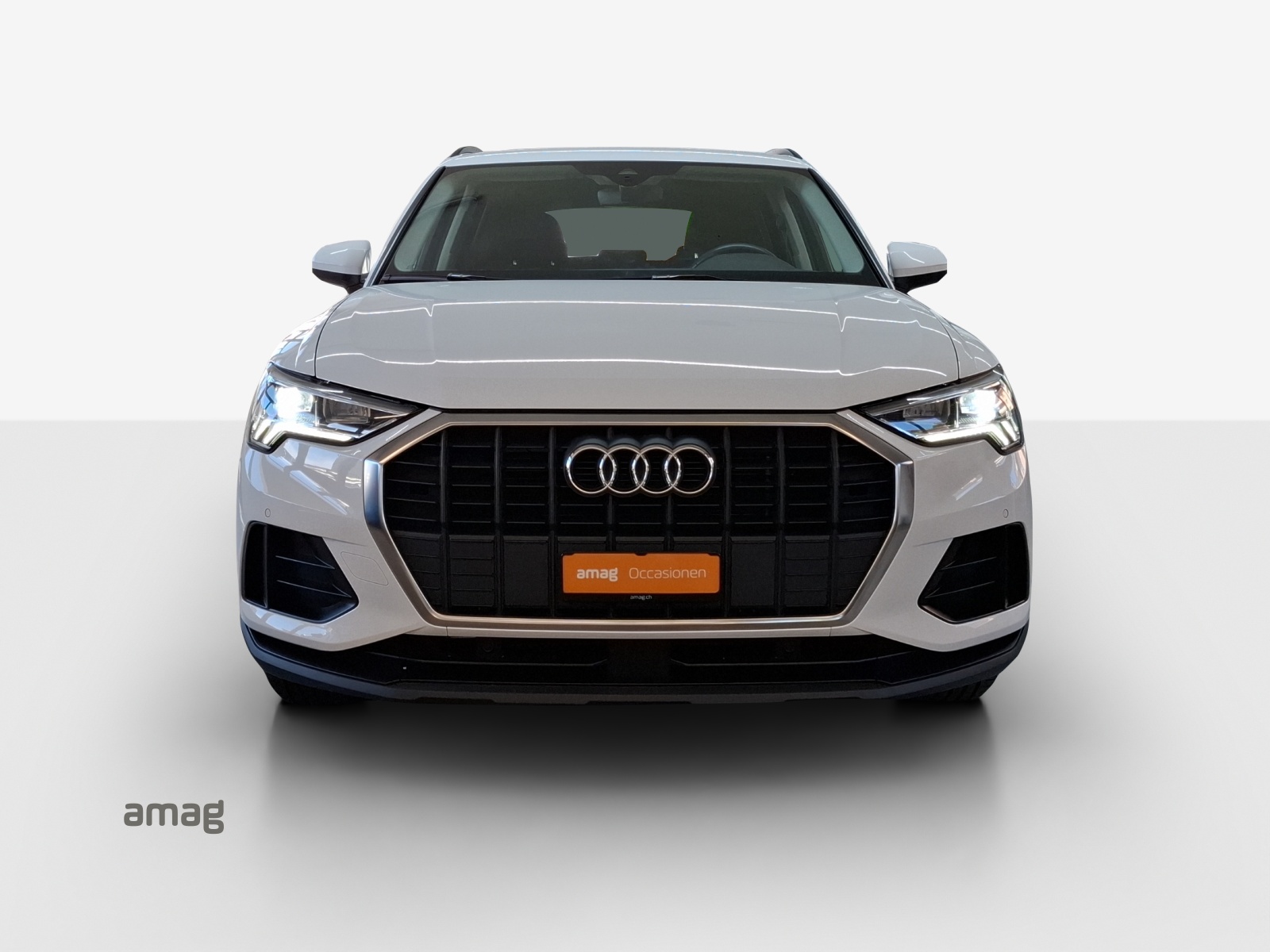 AUDI Q3 35 TFSI Attraction S-tronic-image-6