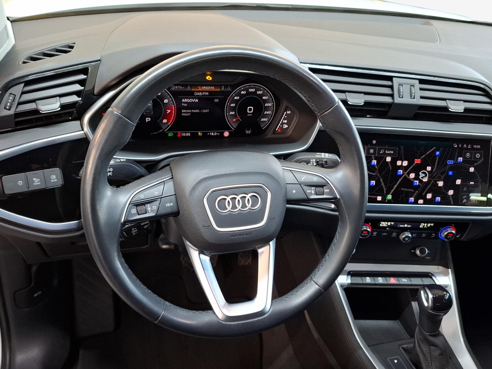 AUDI Q3 35 TFSI Attraction S-tronic-image-9