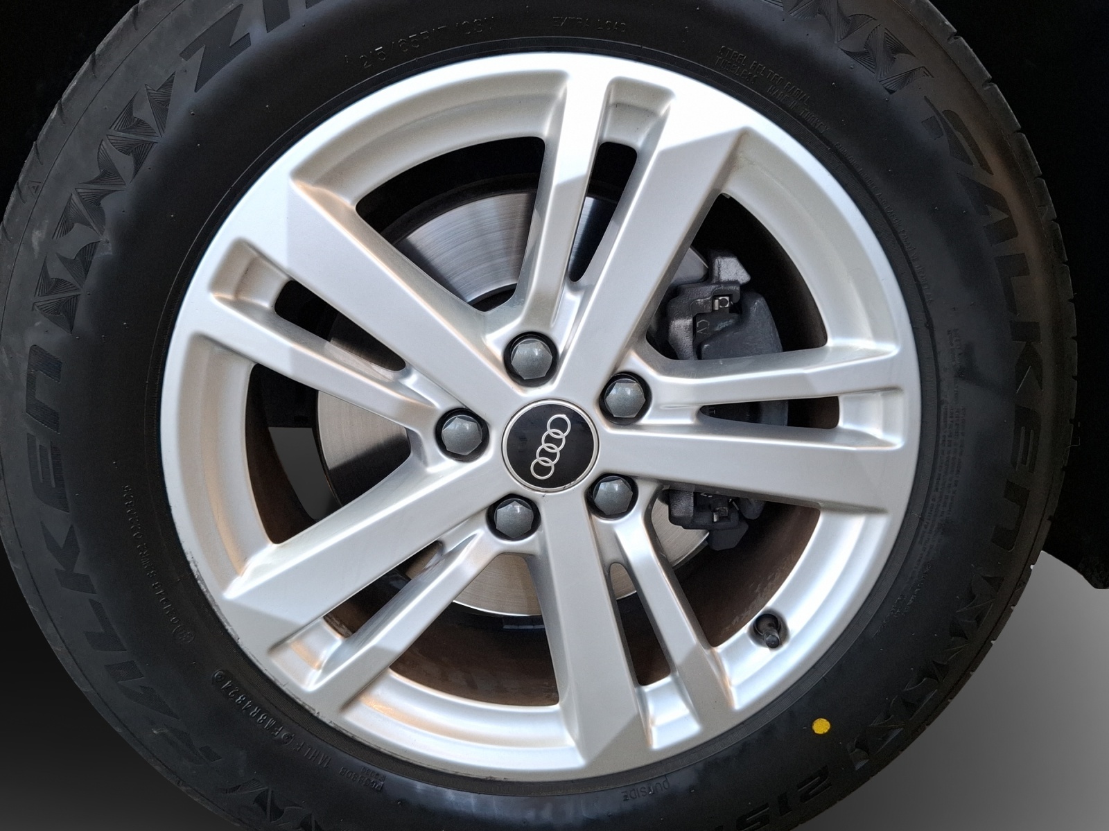 AUDI Q3 35 TFSI Attraction S-tronic-image-13