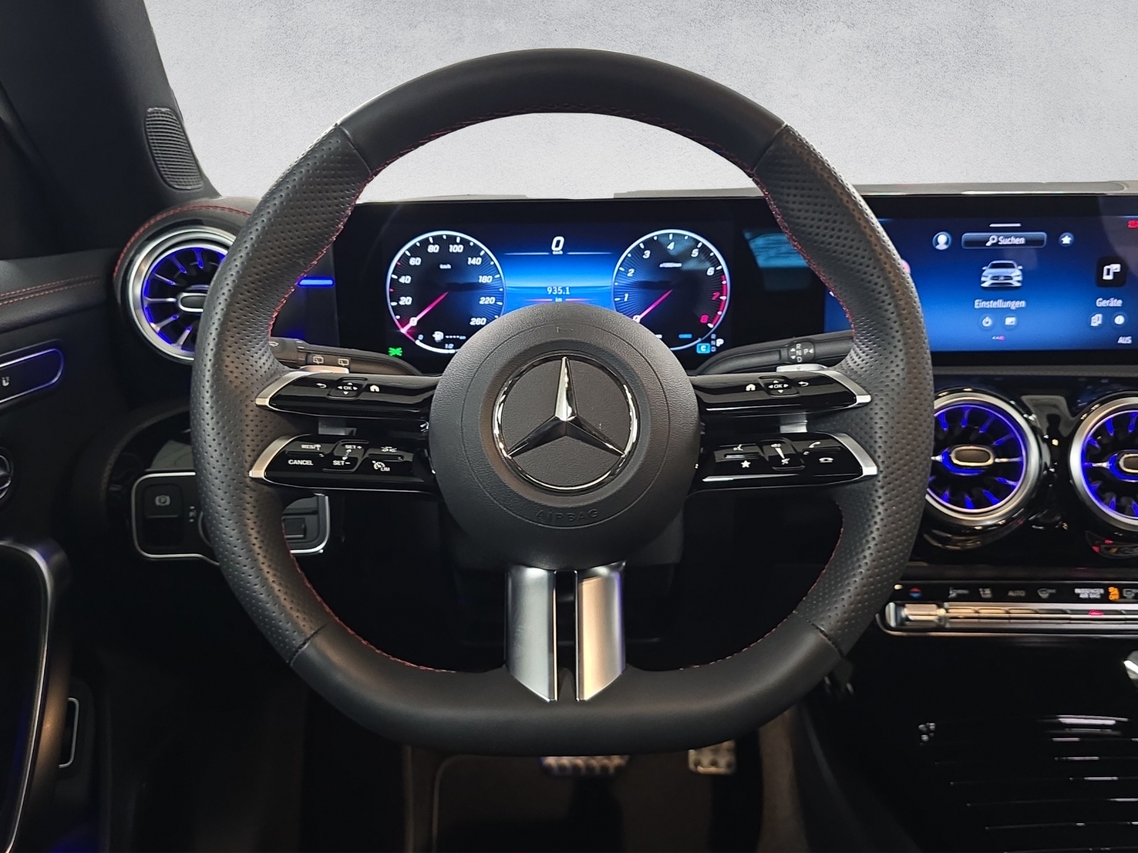 MERCEDES-BENZ CLA 250 AMG Line 4Matic Shooting Brake-image-12
