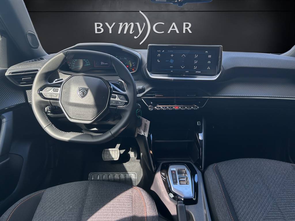 PEUGEOT 2008 1.2 145 MHEV Style-image-5
