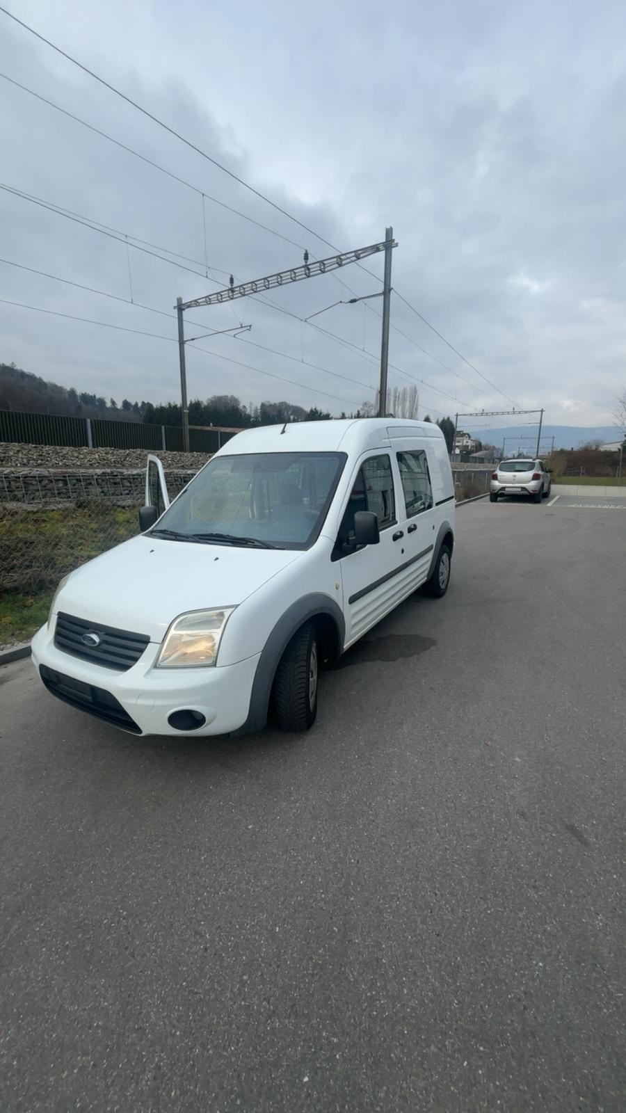 FORD Transit Connect Van T230 1.8 TDCi L Level 3-frisch ab Mfk