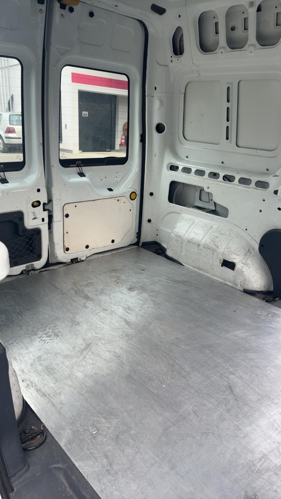 FORD Transit Connect Van T230 1.8 TDCi L Level 3-frisch ab Mfk-image-9