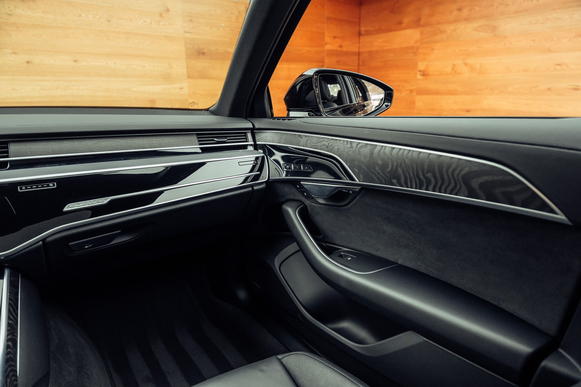 AUDI A8 50 TDI quattro tiptronic-image-12