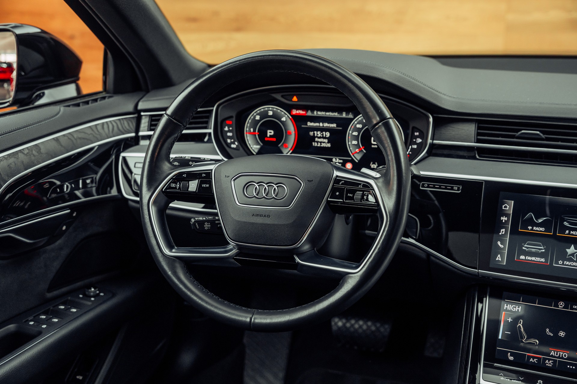 AUDI A8 50 TDI quattro tiptronic-image-17