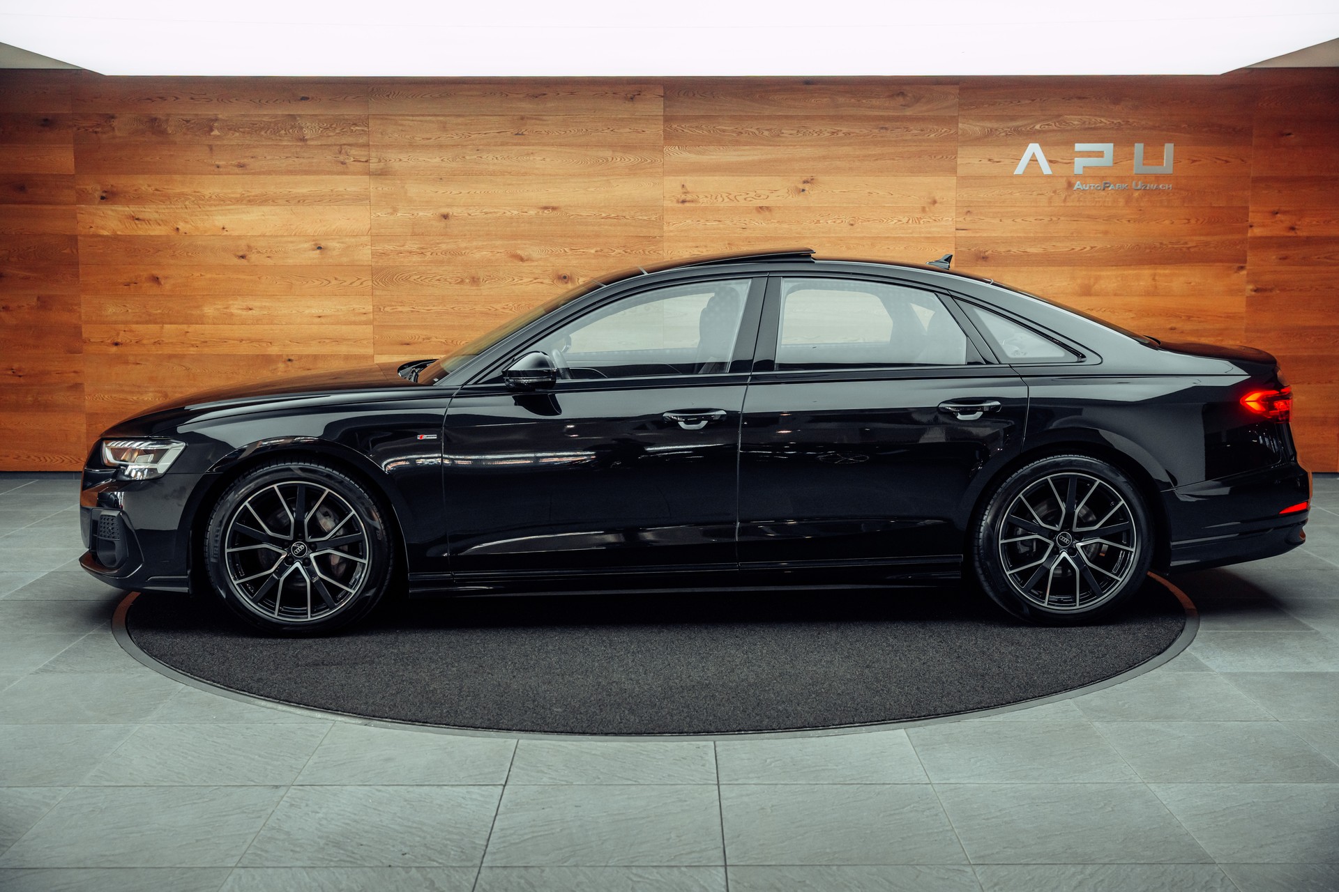 AUDI A8 50 TDI quattro tiptronic-image-11