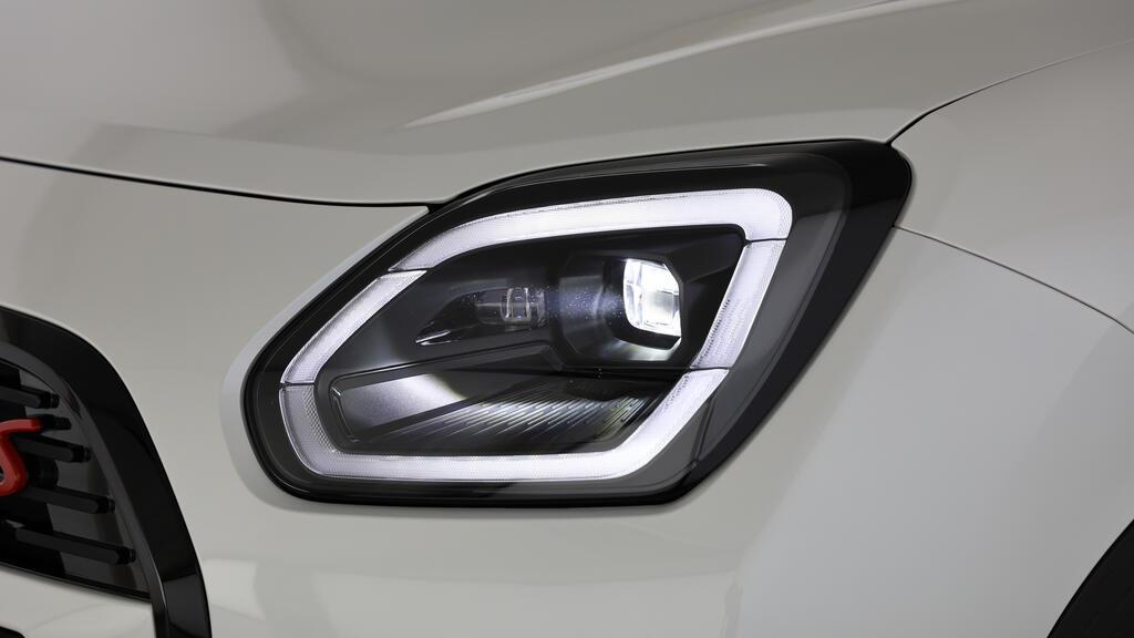MINI Countryman S ALL4-image-16