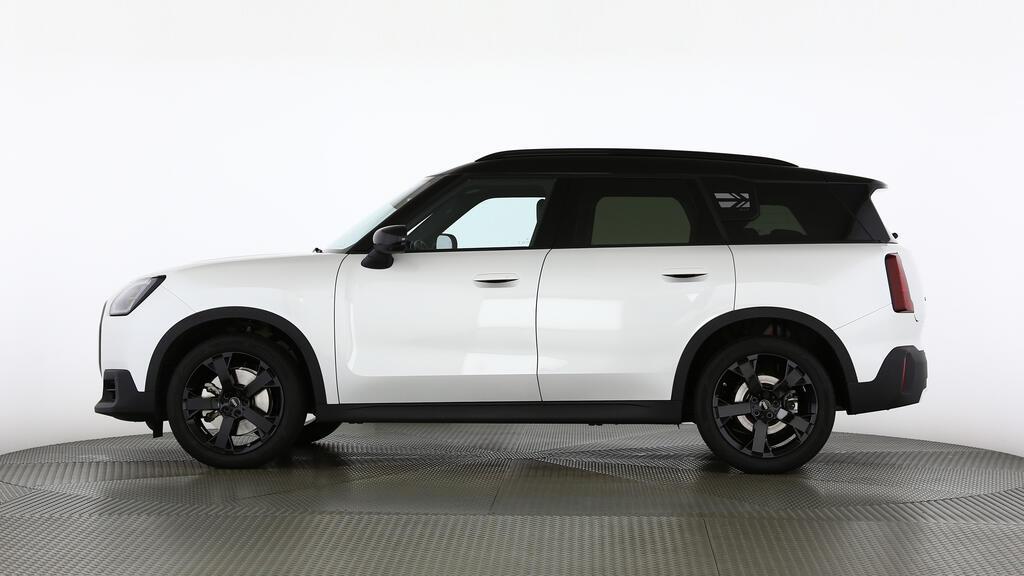 MINI Countryman S ALL4-image-2