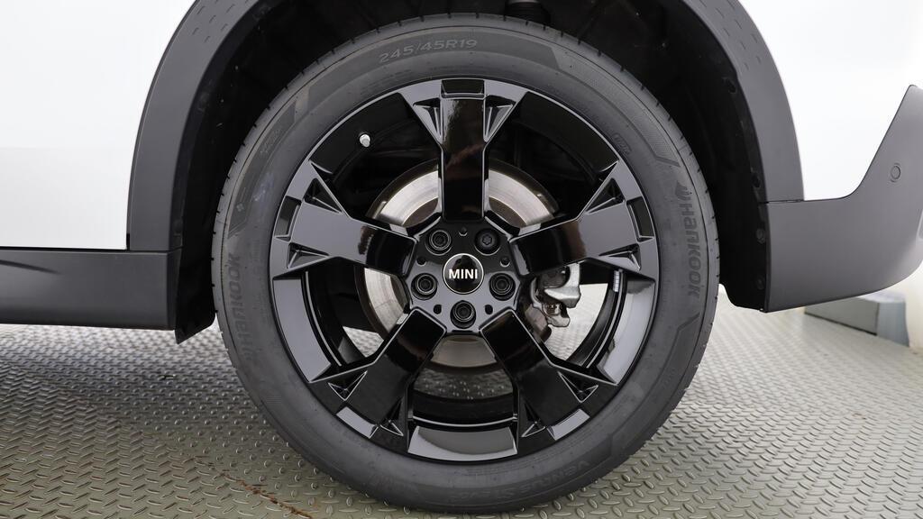 MINI Countryman S ALL4-image-8