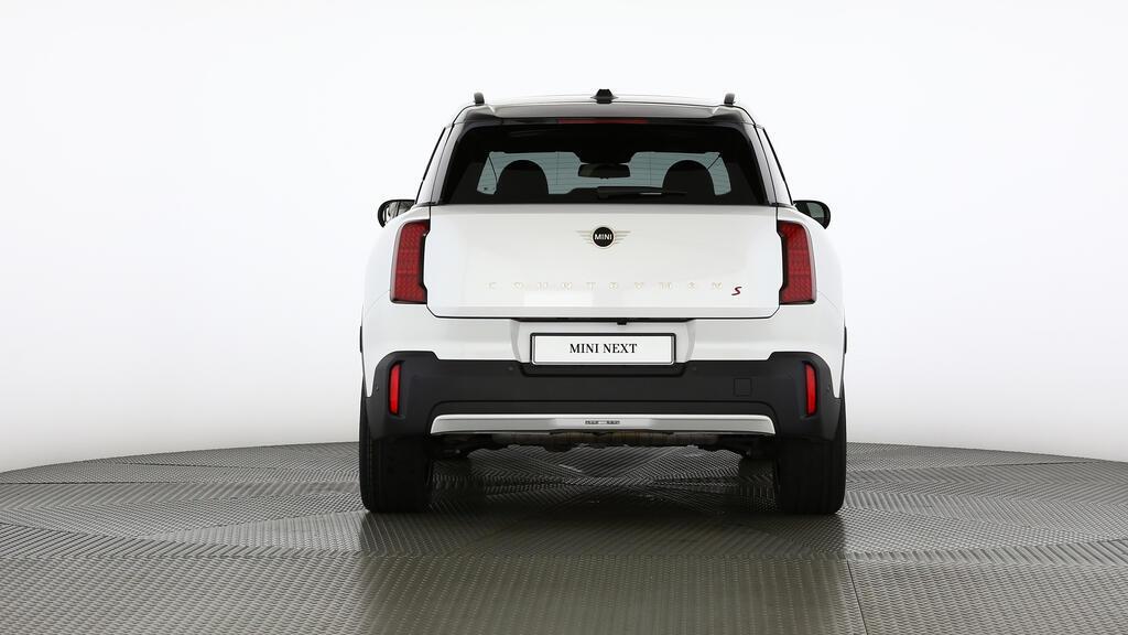 MINI Countryman S ALL4-image-13