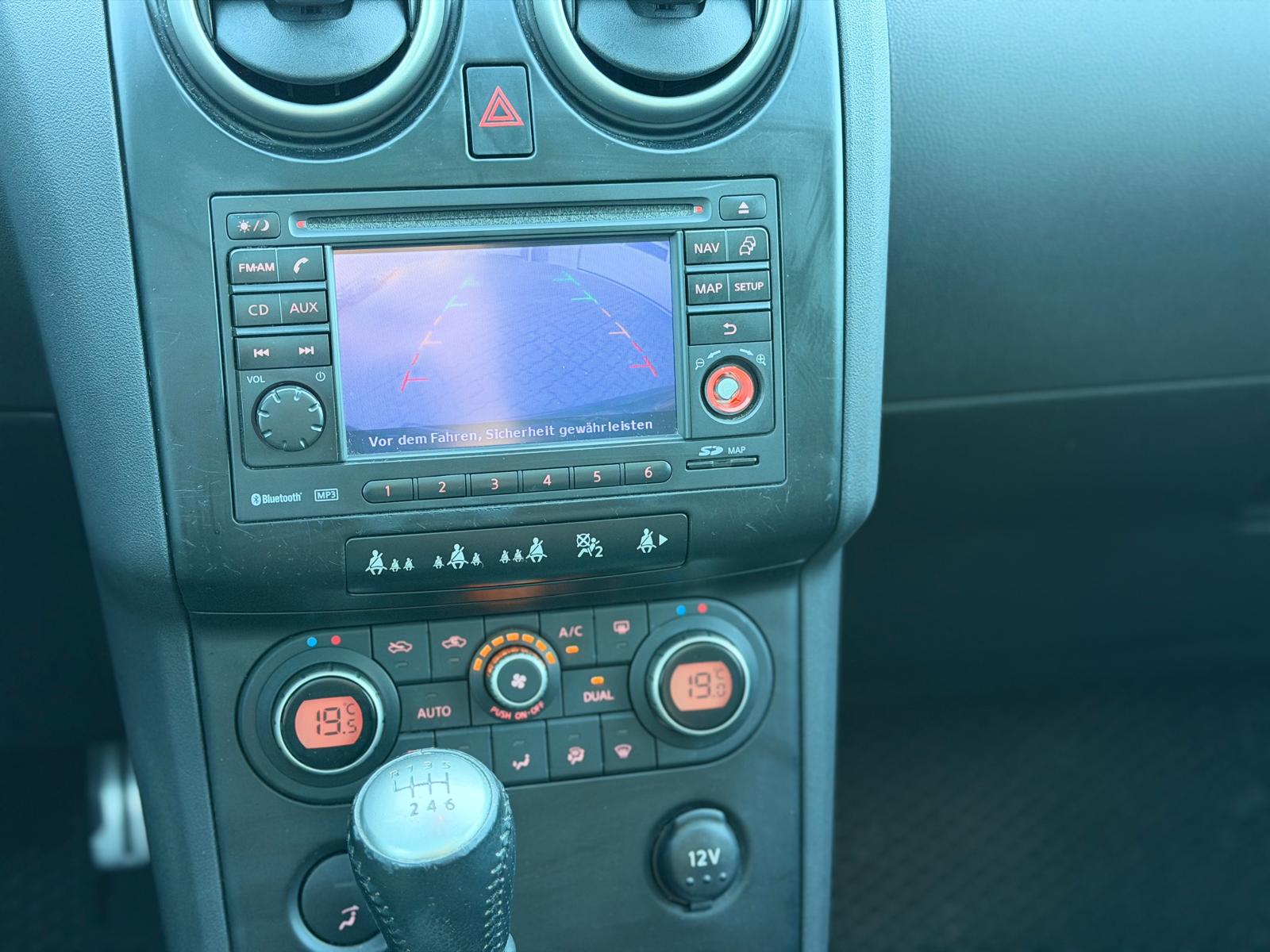 NISSAN Qashqai 2.0 4WD tekna-image-11