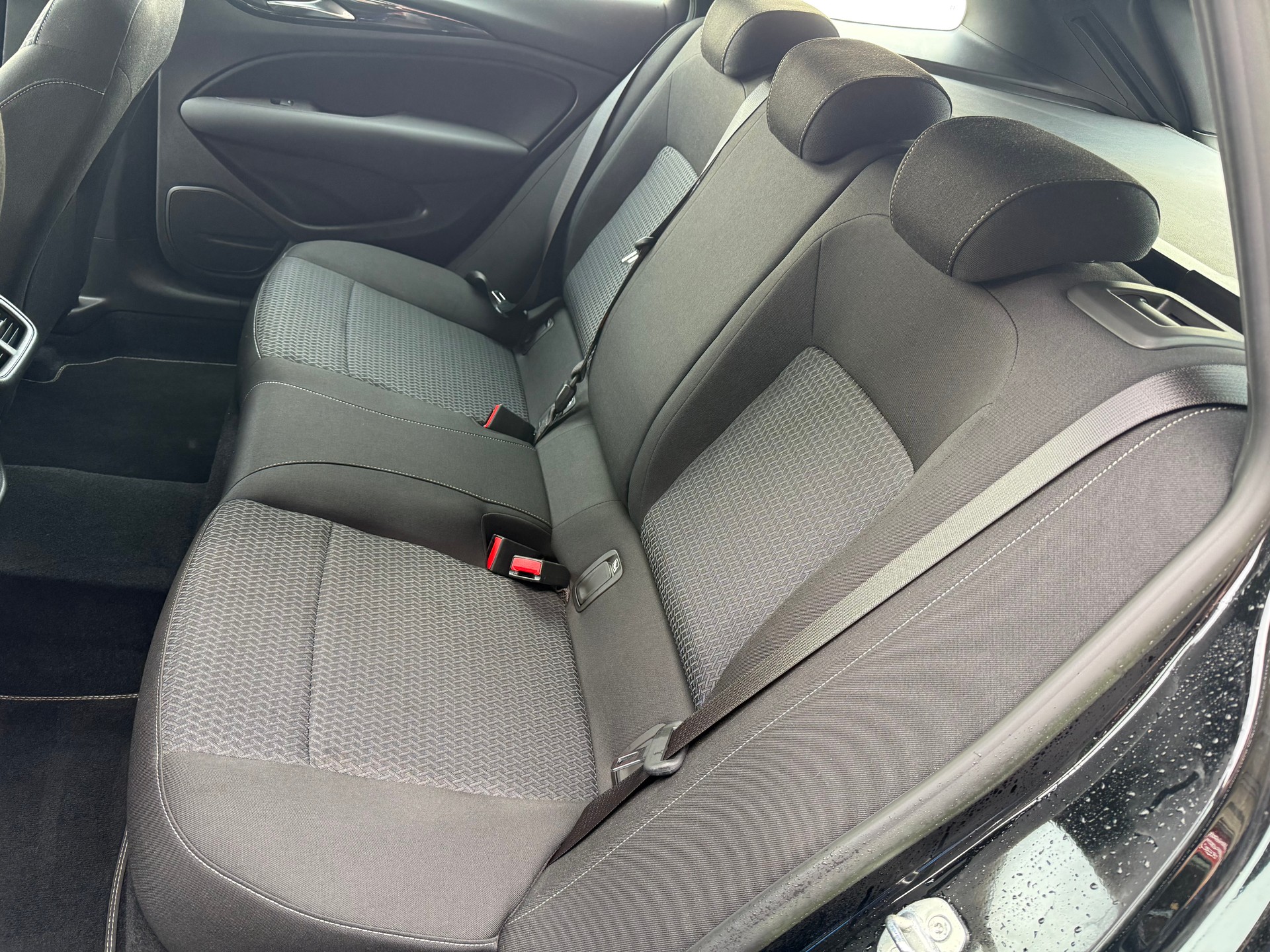 OPEL Insignia 1.5 CDTI Sports Tourer Elegance Automatic-image-6