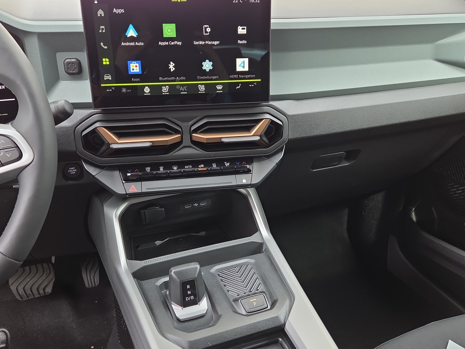 DACIA Bigster HEV 155 Extreme-image-9