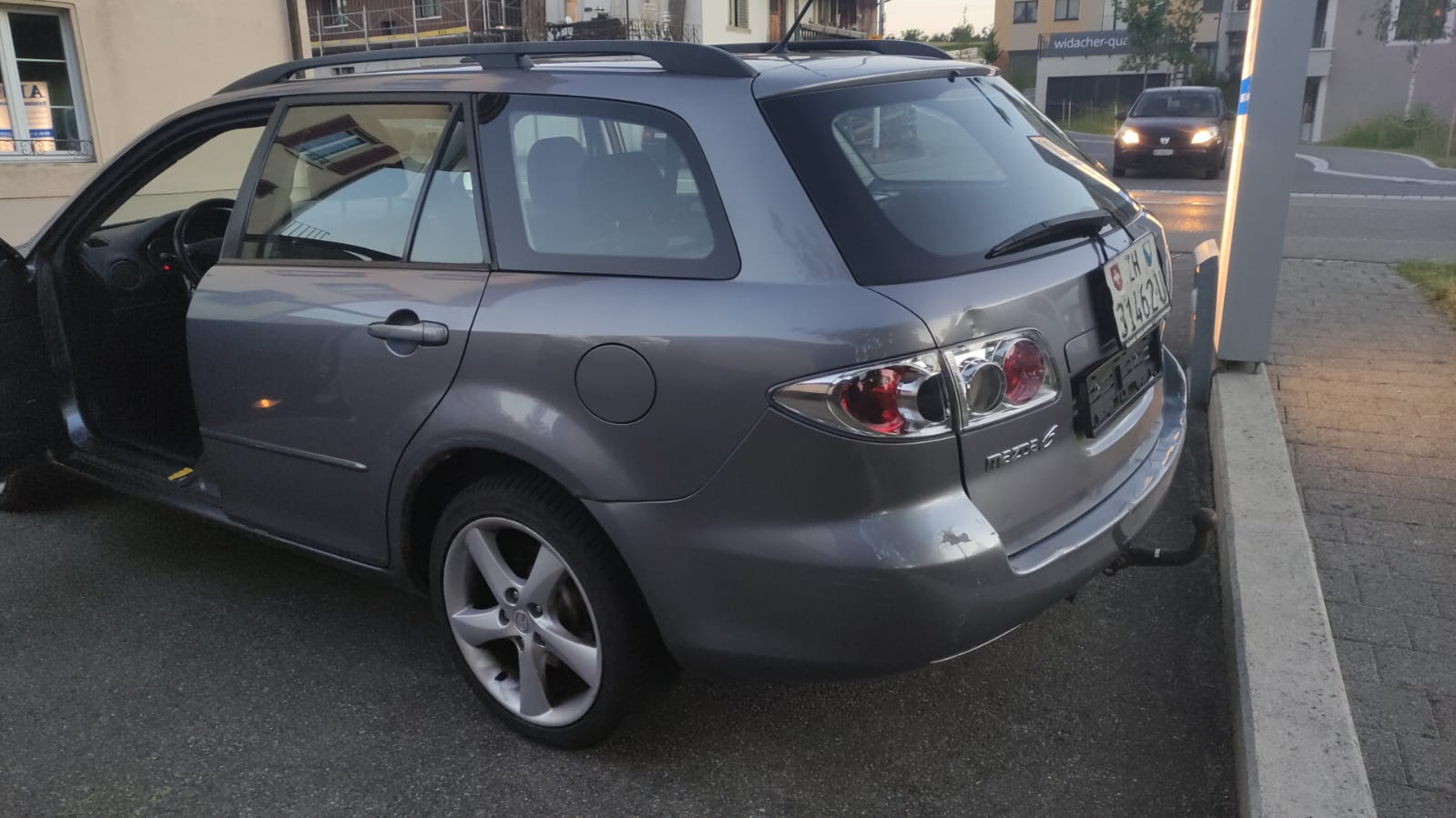 MAZDA 6-image-1