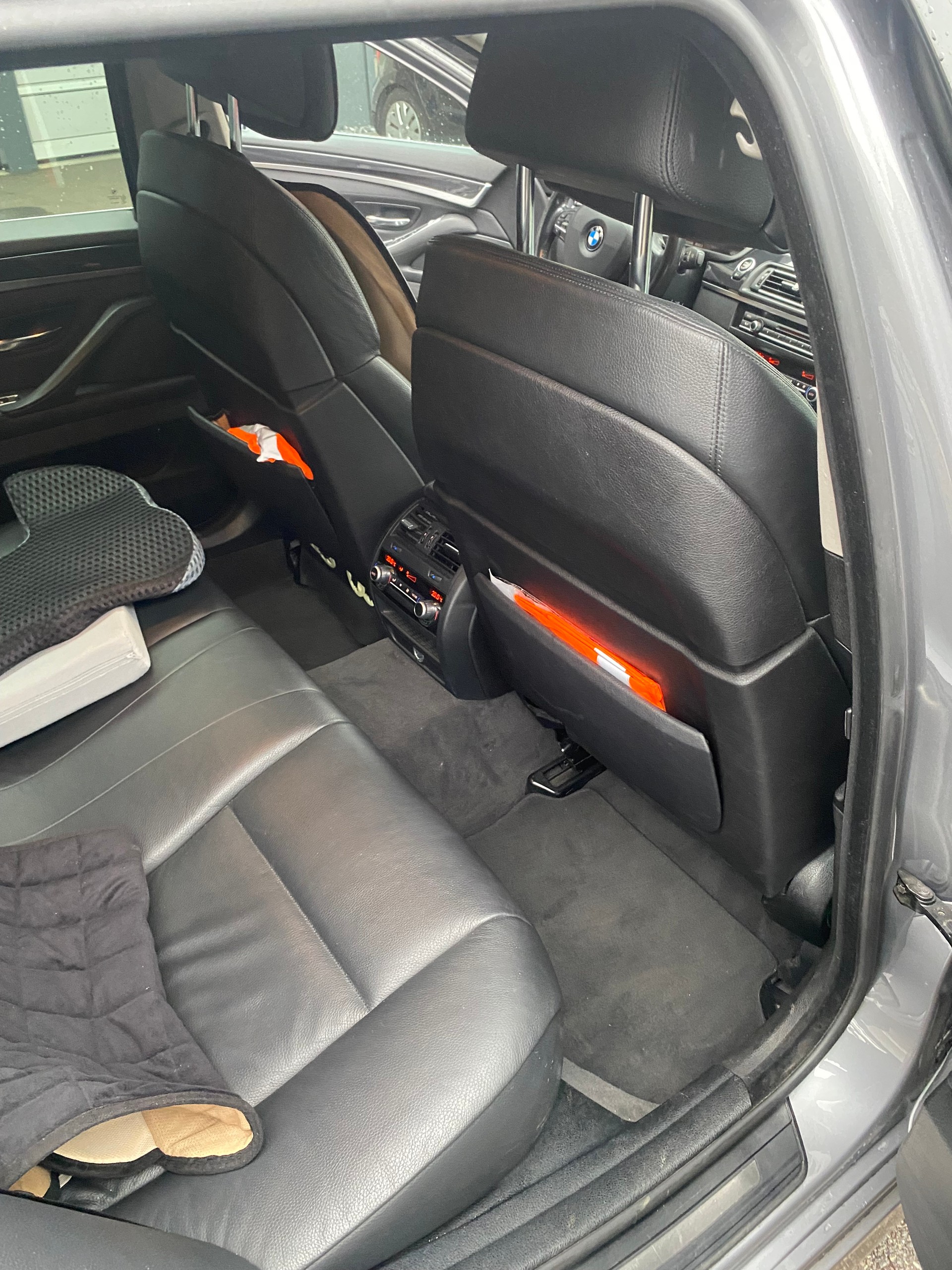 BMW 520i Touring Steptronic-image-13