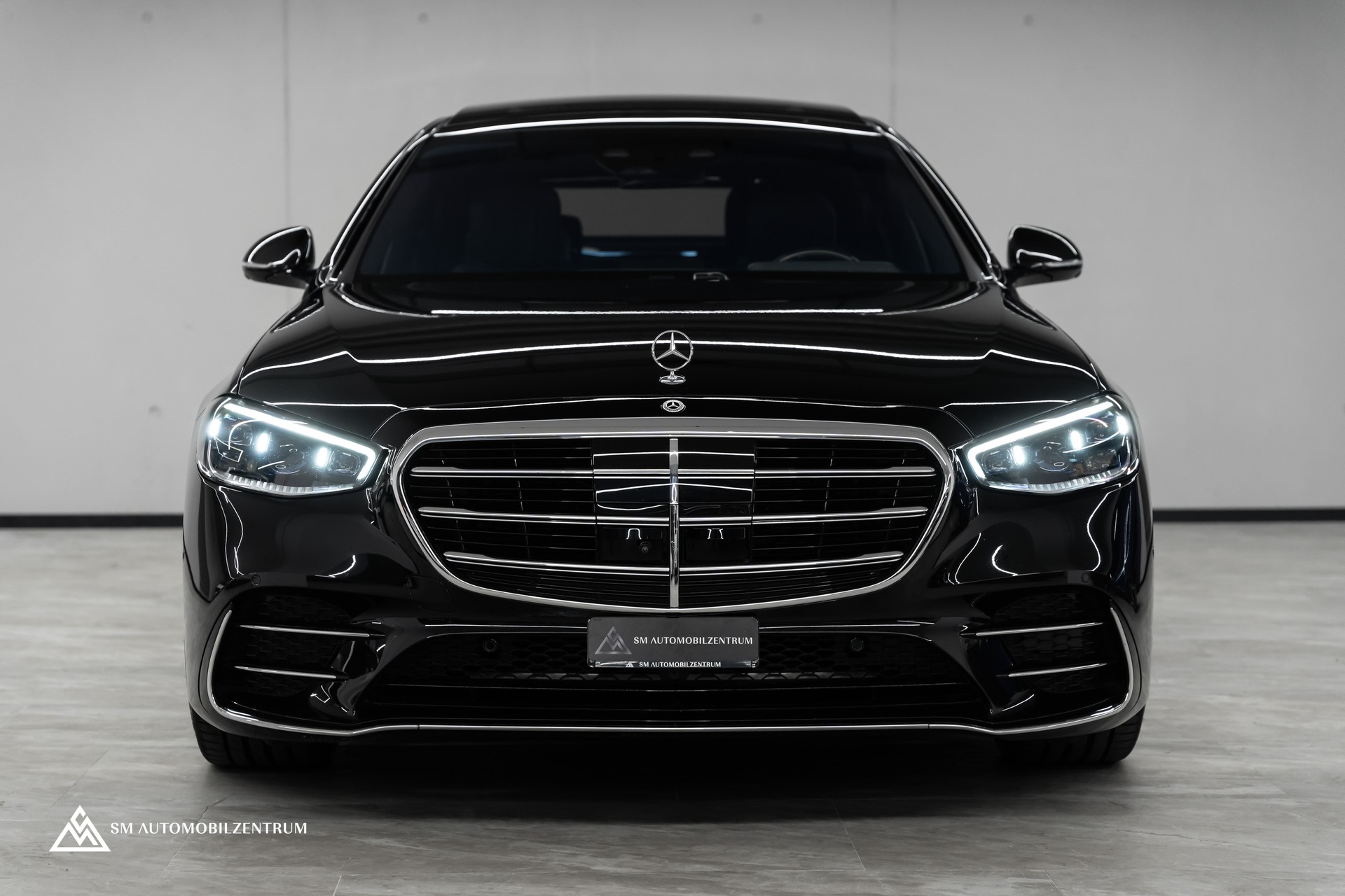 MERCEDES-BENZ S 500 L 4Matic AMG Line 9G-Tronic / Panorama / 360° / Head-Up / Massage-image-2