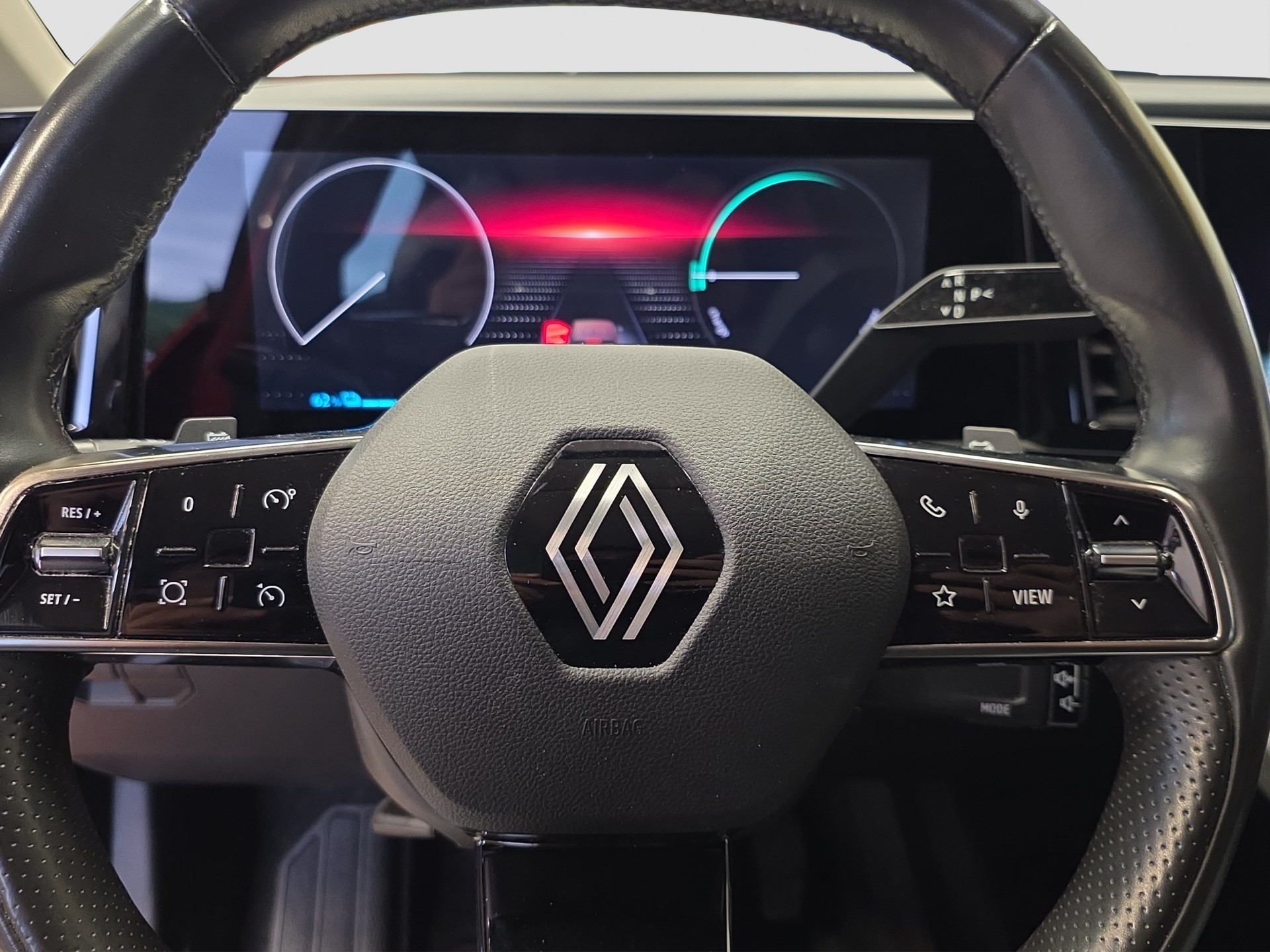 RENAULT Mégane E-TECH EV60-image-8