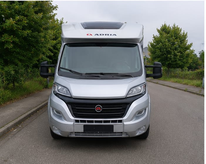 ADRIA C Compact SL**Das perfekte Wohnmobil für alle, die beim Fahren keine Kompromisse machen wollen** Automat 150PS*-image-4