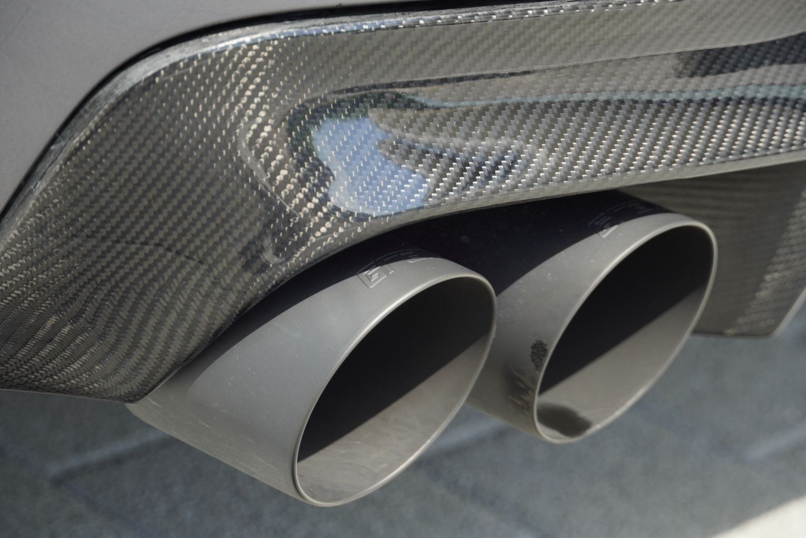 BMW M5 Drivelogic Champagne Quartz Metallic-image-12