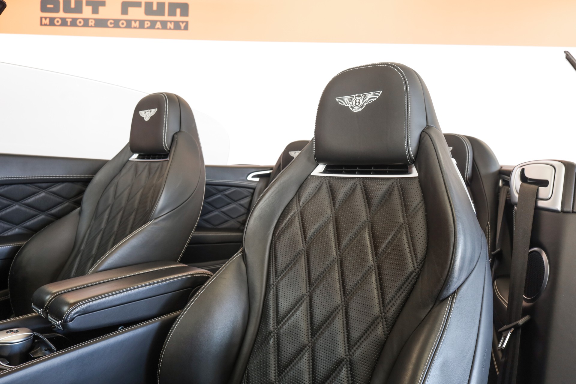 BENTLEY Continental GTC 4.0 V8-image-17
