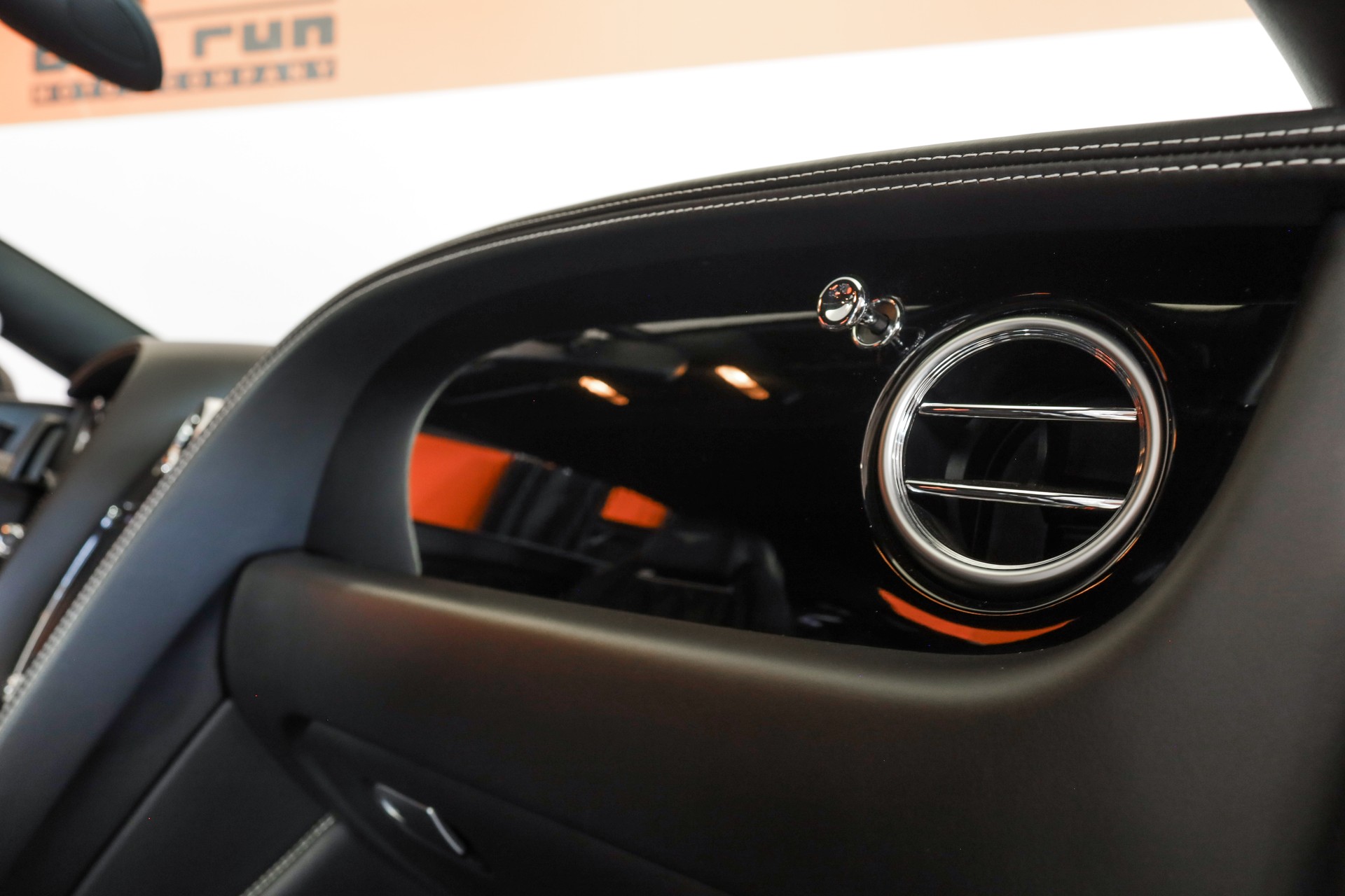 BENTLEY Continental GTC 4.0 V8-image-16
