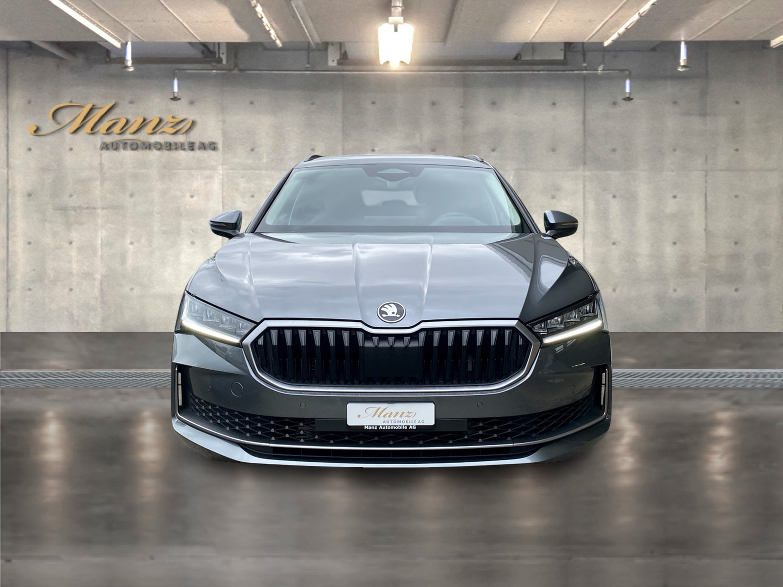 SKODA Superb Combi 2.0TSI 266PS Selection 4x4 DSG **Top Ausstattung**-image-3
