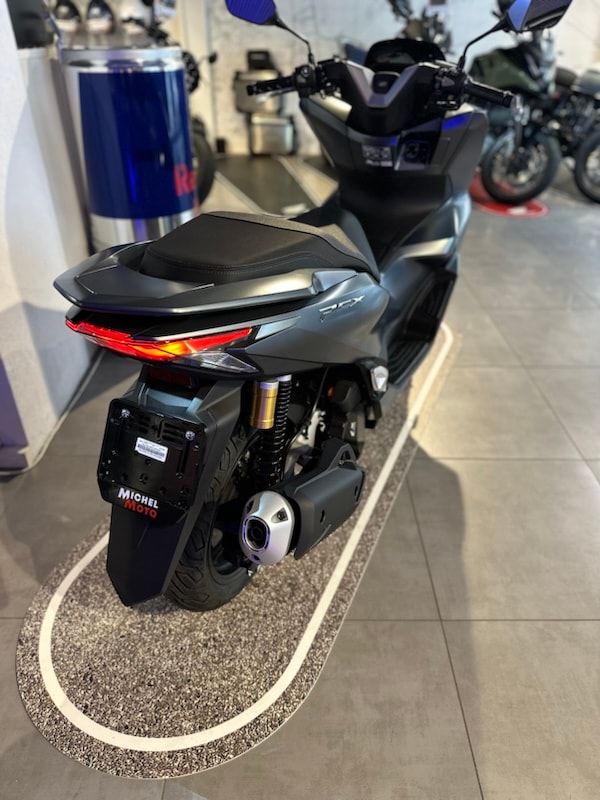 HONDA PROMO PCX 125 i ABS DX TFT Connectivity-showroom-element-3