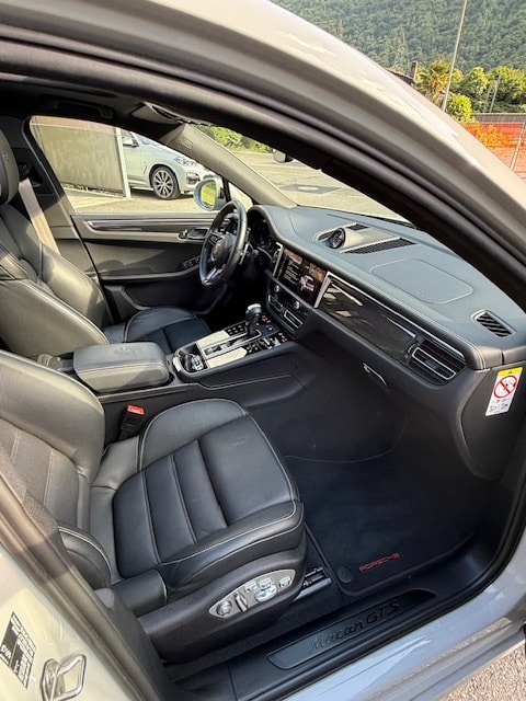 PORSCHE Macan GTS PDK-image-11
