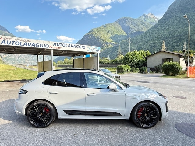 PORSCHE Macan GTS PDK-image-3