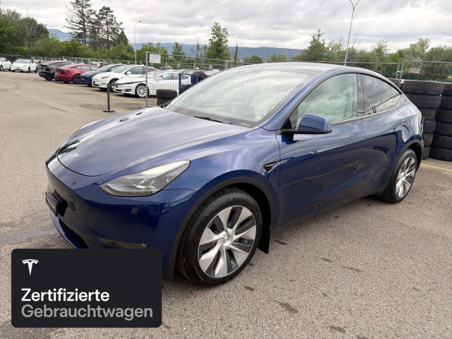 TESLA Model Y Long Range AWD-image-1
