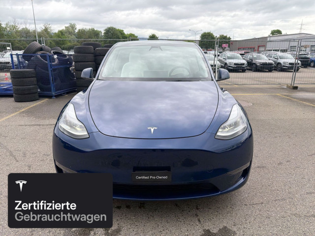 TESLA Model Y Long Range AWD-image-2