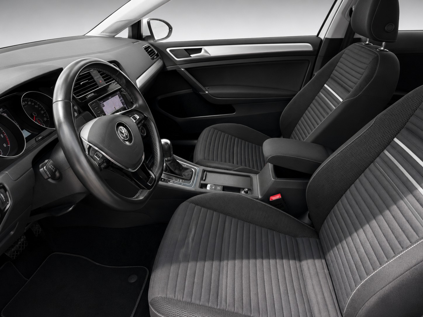 VW Golf 1.2 TSI Cup DSG Frisch ab MFK-image-10