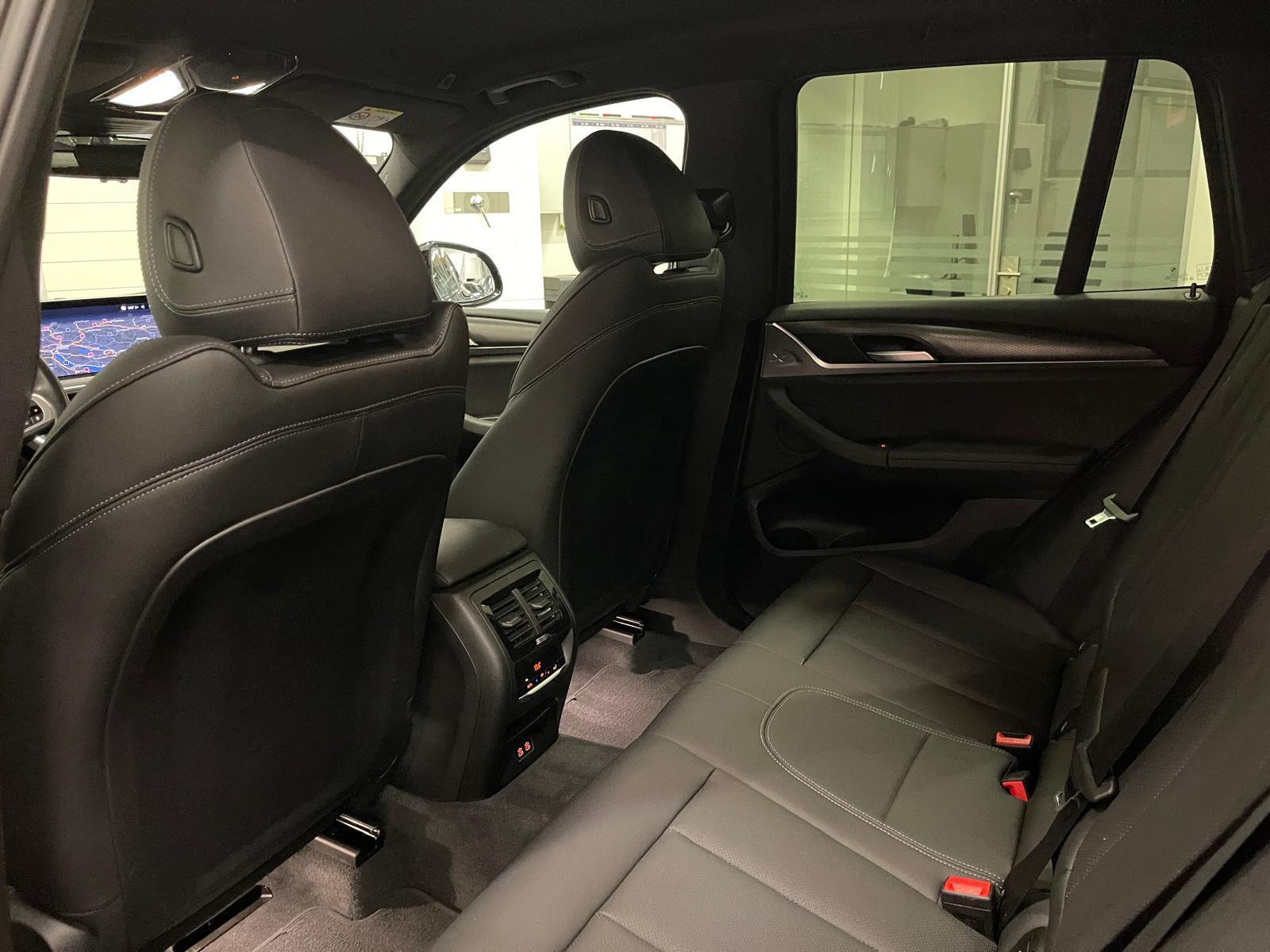 BMW X3 20d xDrive SAG-image-10
