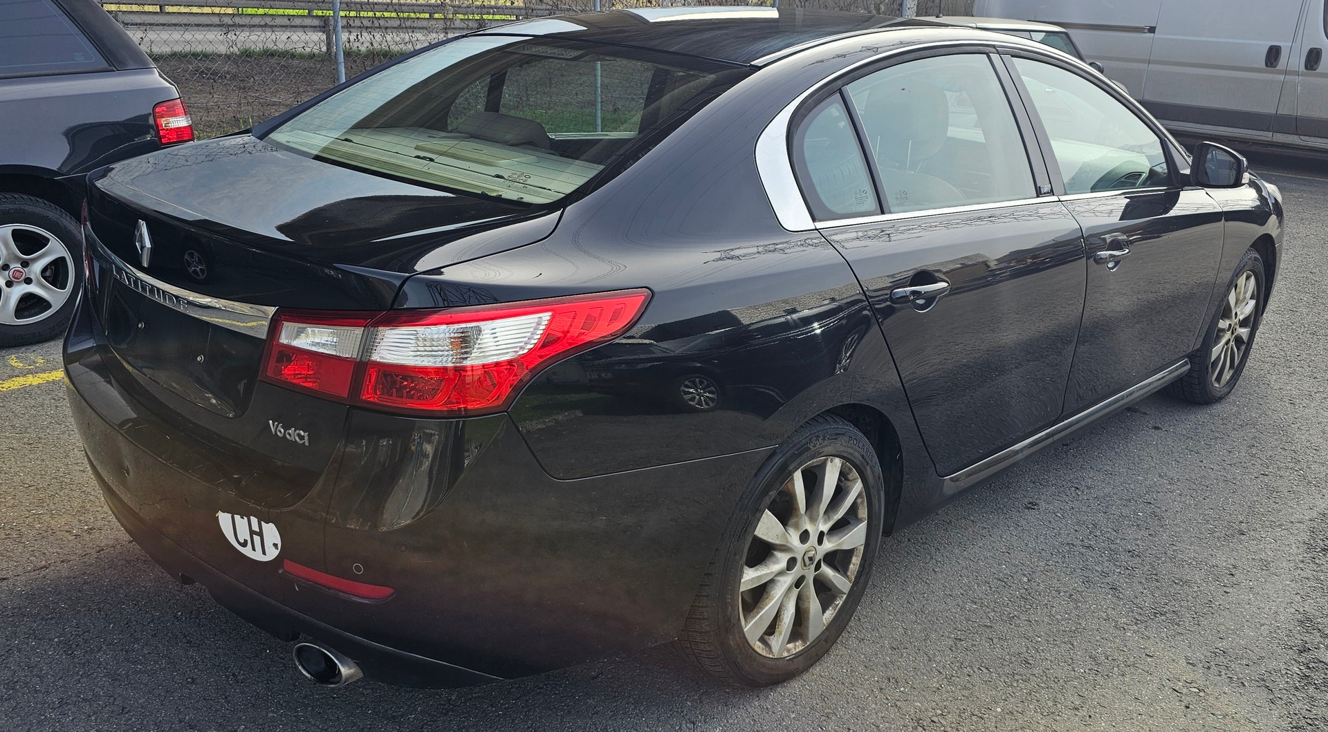 RENAULT LATITUDE-image-3